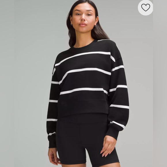 TAKE 50% OFF! Lululemon Perfectly Oversized Cropped Crew NWT! - Picture 6 of 14